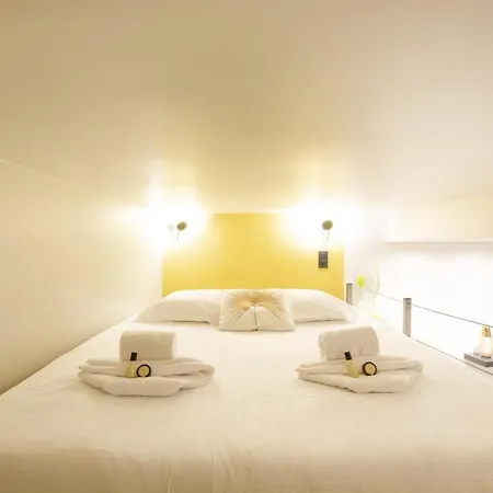 Guestready - Modern & Design Flat 4P -In The Heart Of Le Marais * Parigi
